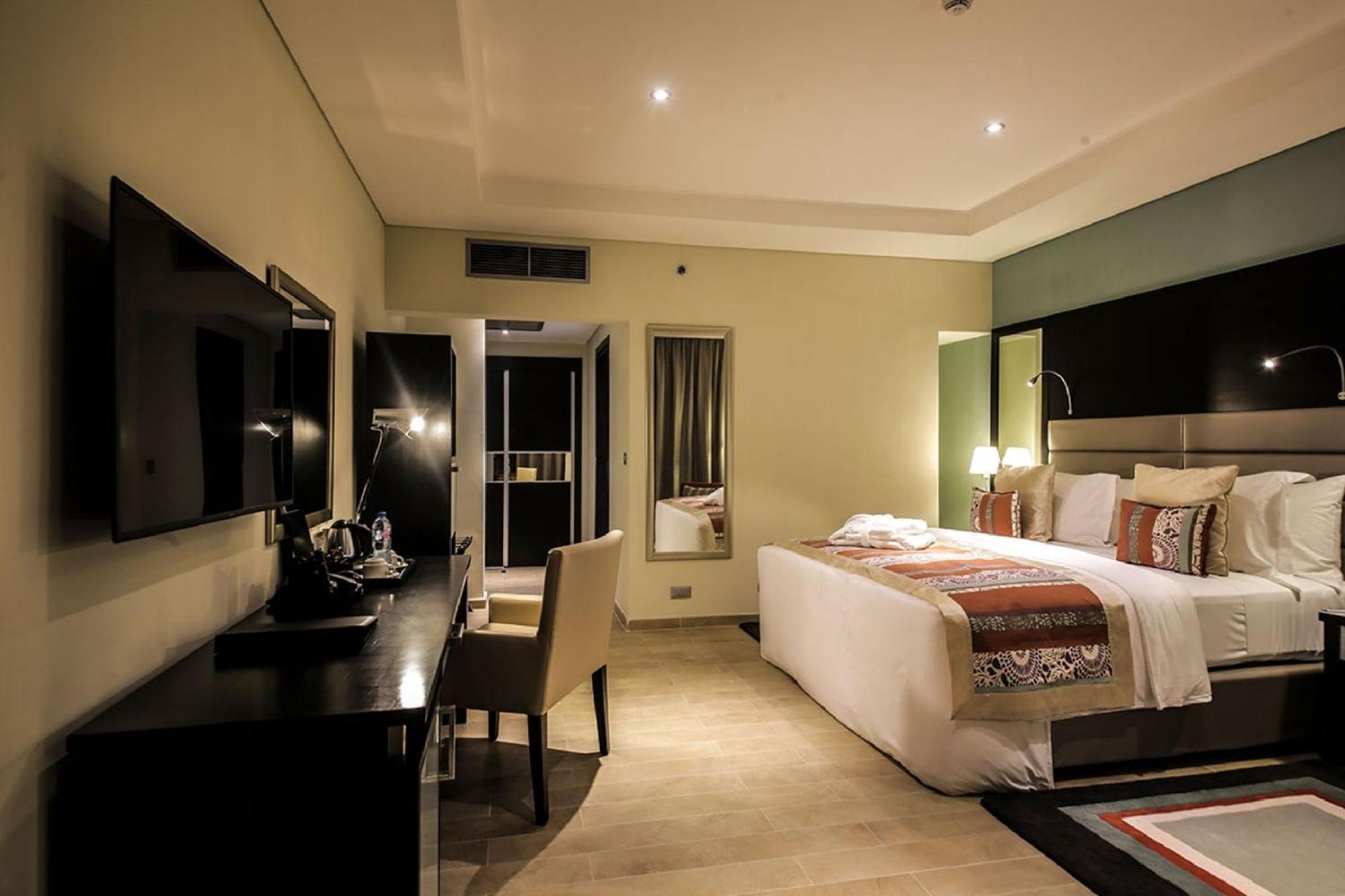 Room In Lodge - The Providence Hotel By Mantis อีเคจา ภายนอก รูปภาพ